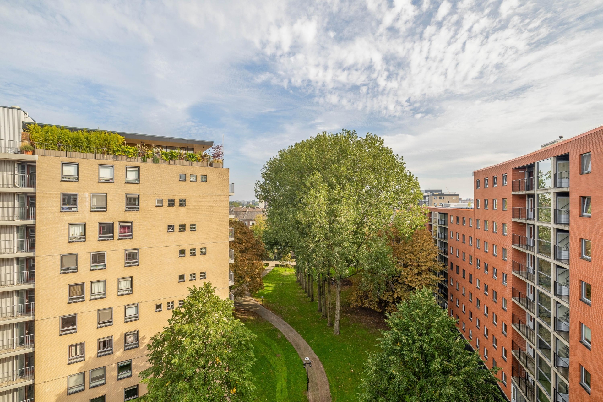 Appartement te koop: Pompenburg 318, Rotterdam