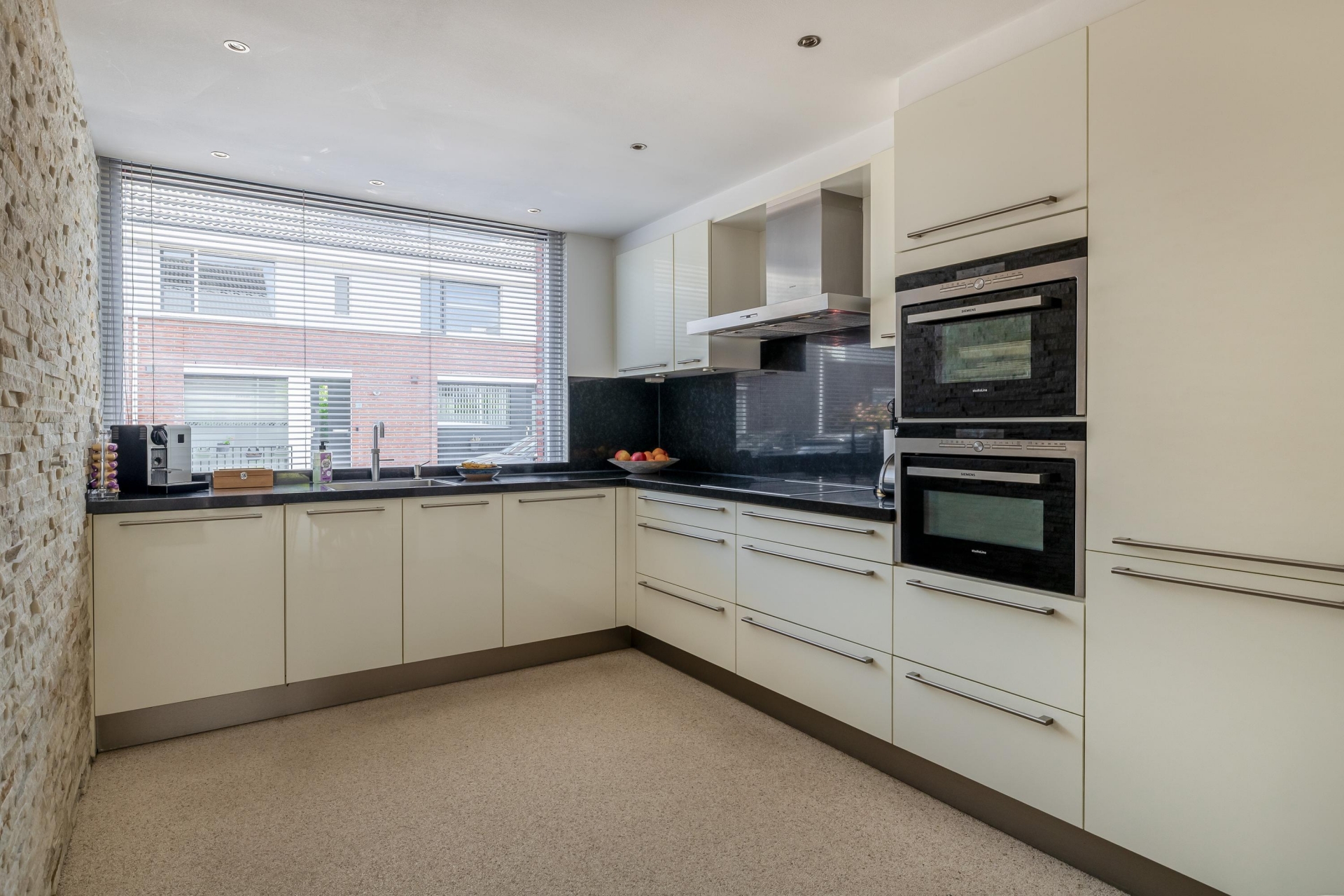 Hoekwoning te koop: Ruitenborghstraat 13, Rotterdam